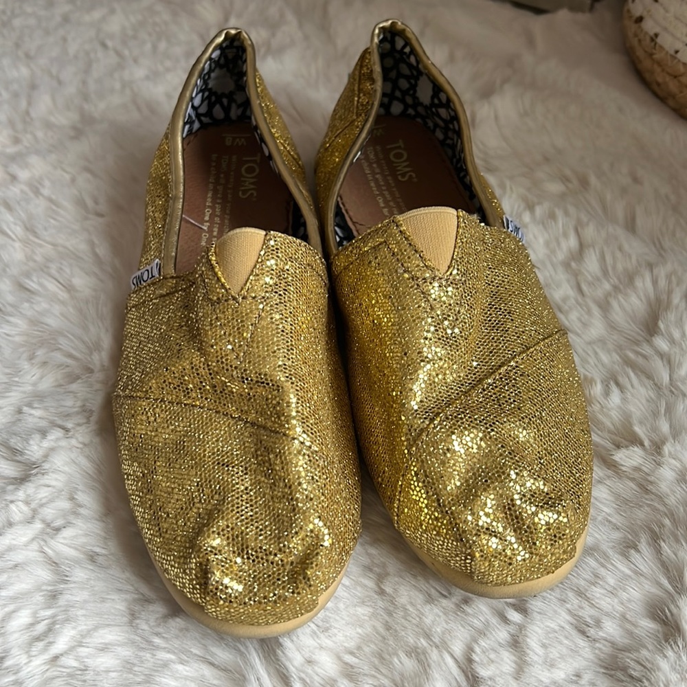 Toms gold shoes - size 8